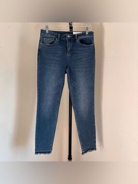 Vince Camuto Dark Blue Cropped Jeans